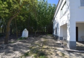 Дом с участком на продажу в городе Alcalá la Real Фото