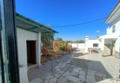 Casa de pueblo en venta en la Carretera Algarinejo, Loja, ref: TR344541 foto