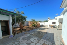 Loja 3000&nbsp;m²