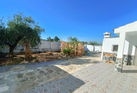 Loja 3000&nbsp;m²