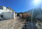 Casa de pueblo en venta en la Carretera Algarinejo, Loja, ref: TR344541 foto