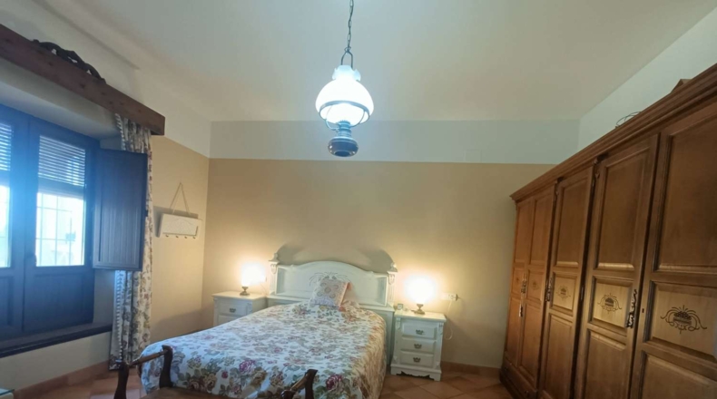 Granada - Huétor Tájar - 1200m2
