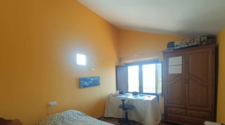 Granada - Huétor Tájar - 1200m2