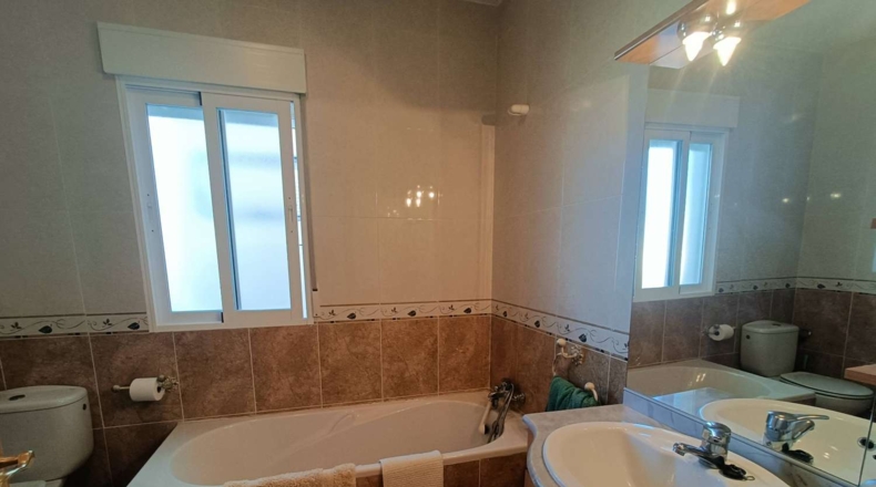 Гранада - Moraleda de Zafayona - 3000m2