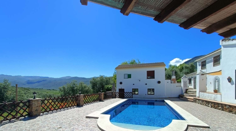Granada - Loja - 3000m2
