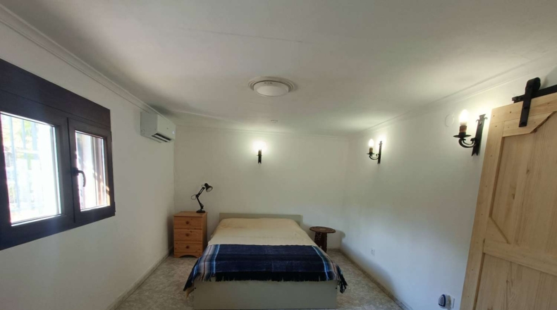Granada - Loja - 3000m2