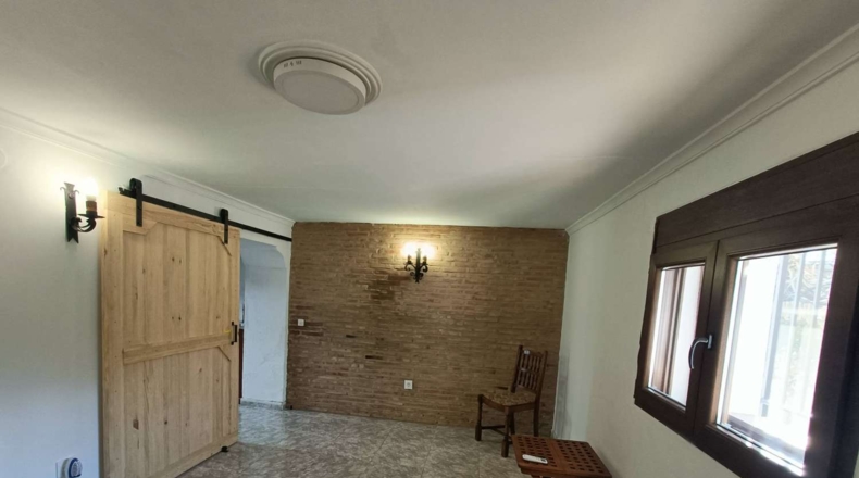 Granada - Loja - 3000m2
