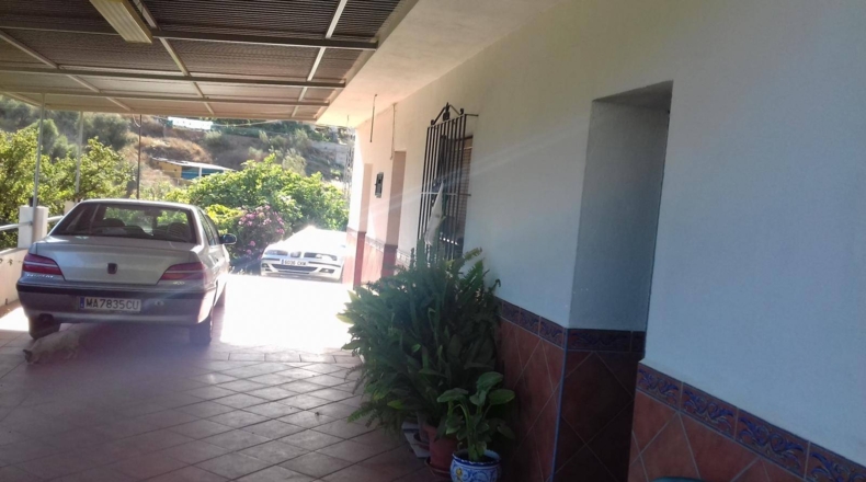 Málaga - Las Casillas - 9200m2
