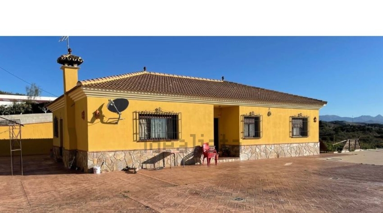 Malaga - Велес-Малага - 29000m2