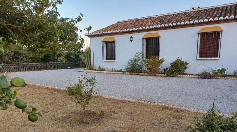 Málaga - Almáchar - 3600m2