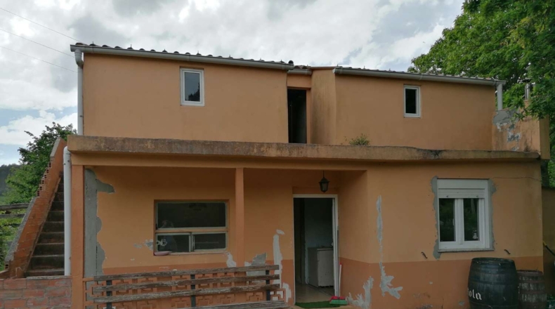 La Coruña - A Portela - 3480m2