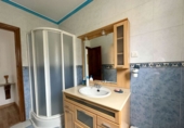 Дом с участком на продажу в городе Мольвисар. Фото