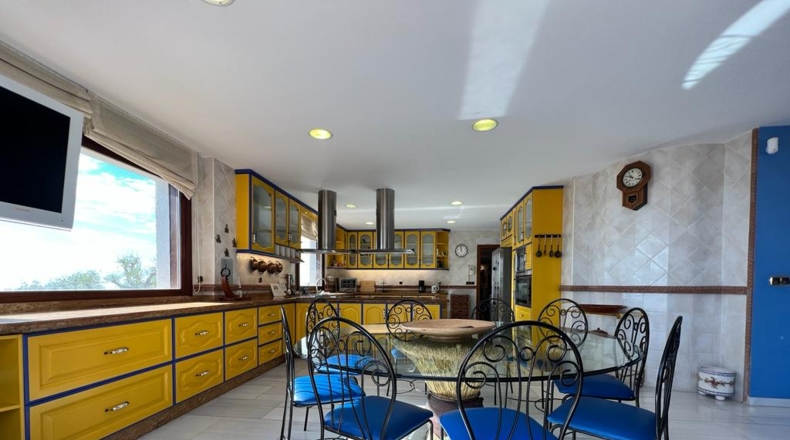 Granada - Salobreña - 3900m2