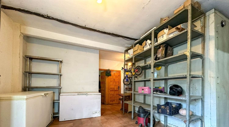 Granada - Vélez de Benaudalla - 4684m2