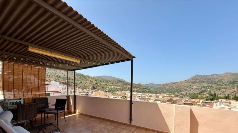 Granada - Vélez de Benaudalla - 135m2