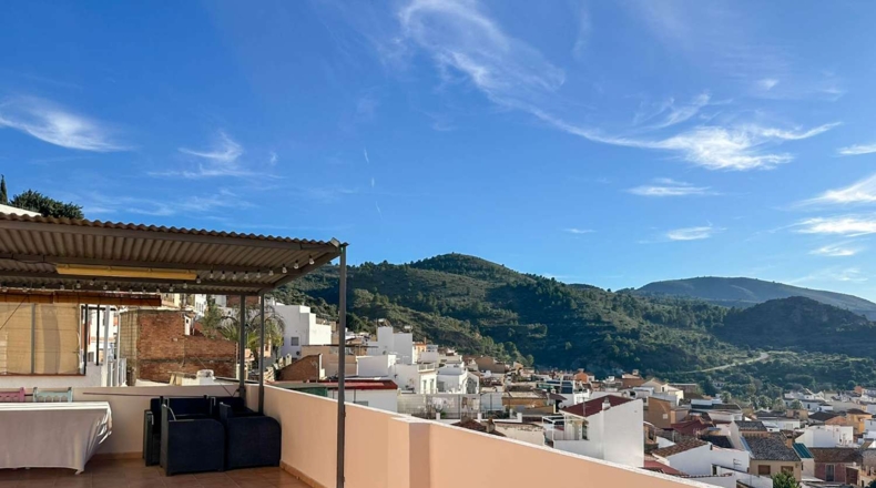 Granada - Vélez de Benaudalla - 135m2