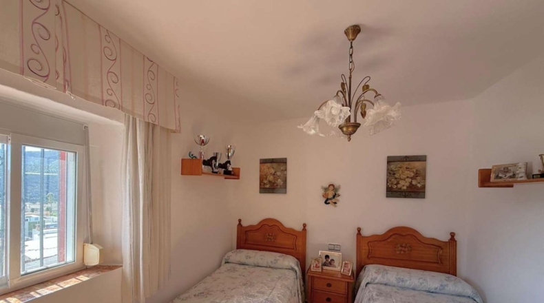 Granada - Vélez de Benaudalla - 146m2