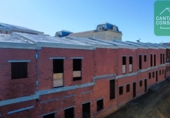 Отдельно стоящий дом с участком на продажу в городе Castropol. Фото