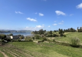Земля на продажу у города Castro. Фото