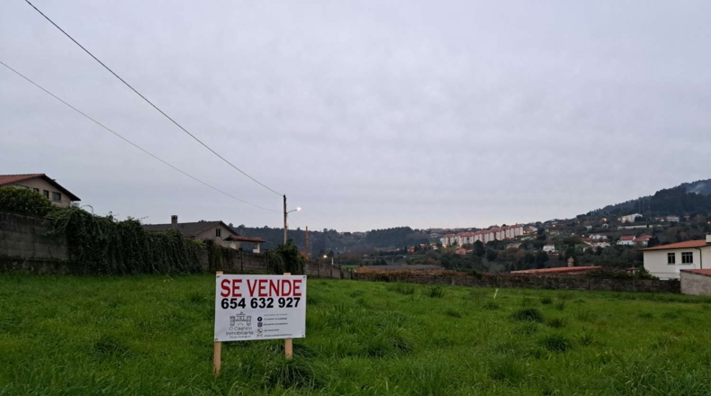 La Coruña - A Graña - 2205m2