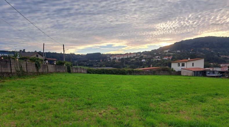 La Coruña - A Graña - 2205m2