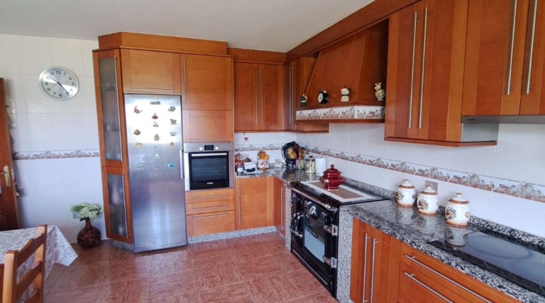 La Coruña - Santiago - 1106m2