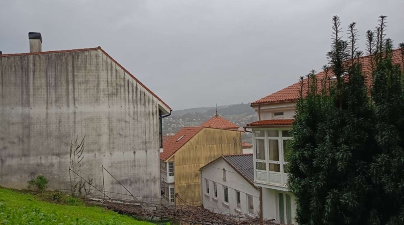 La Coruña - Puentedeume - 343m2