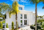 Vil·la amb terreny en venda a Marbella ref.: TR225175 foto