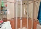 Дом с участком на продажу в городе Марбелья. Фото