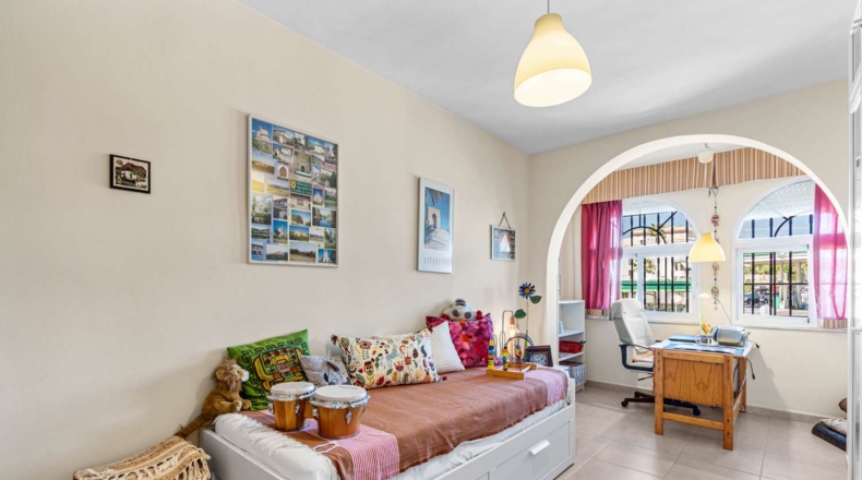 Malaga - Фуэнхирола - 359m2