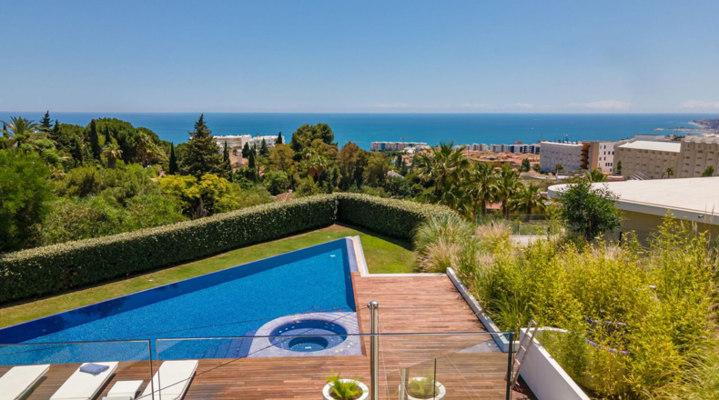 Málaga - Фуэнхирола - 1888m2