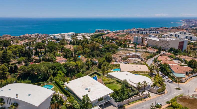 Málaga - Фуэнхирола - 1888m2