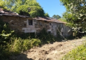 Дом с участком на продажу в городе Begonte Фото