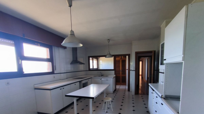 Biscay - Guecho - 13200m2