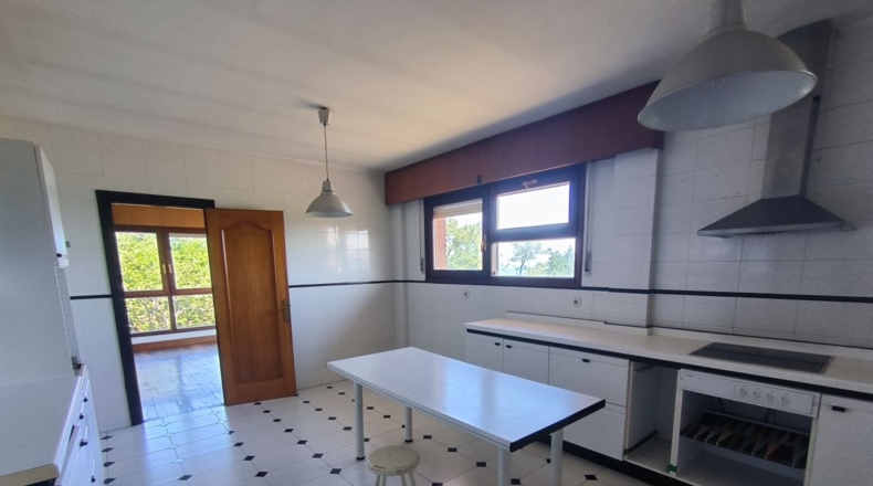 Biscay - Guecho - 13200m2