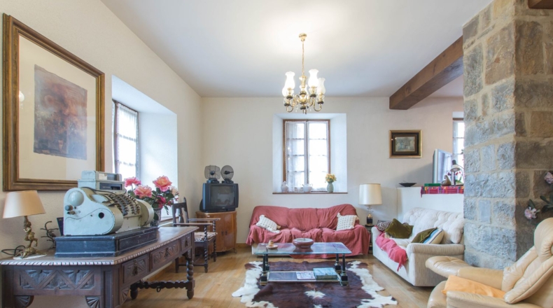 Navarre - Gascue - 5106m2