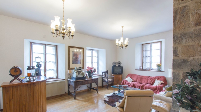Navarre - Gascue - 5106m2