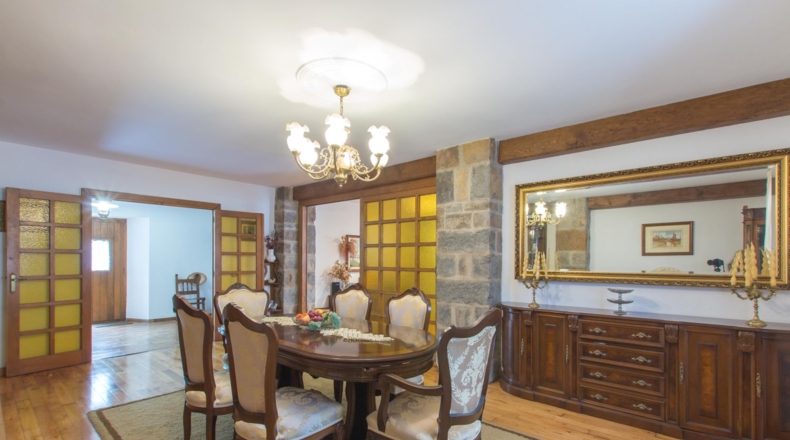 Navarre - Gascue - 5106m2