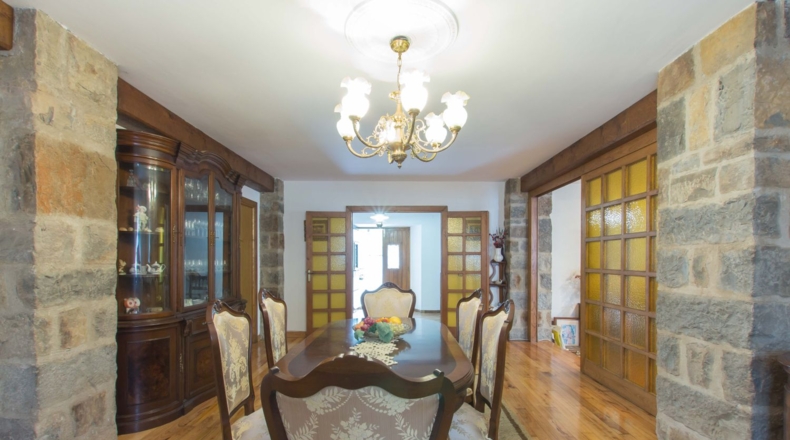 Navarre - Gascue - 5106m2