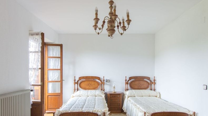 Navarre - Gascue - 5106m2