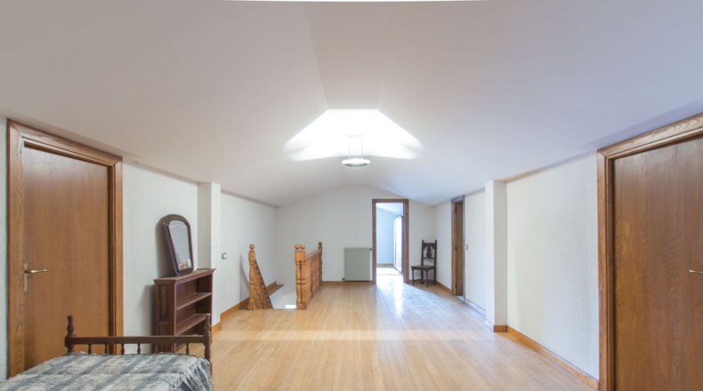 Navarre - Gascue - 5106m2