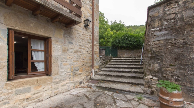 Navarre - Gascue - 5106m2
