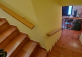 Дом с участком на продажу в городе Хаэн Фото