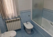 Дом с участком на продажу в городе Хаэн Фото
