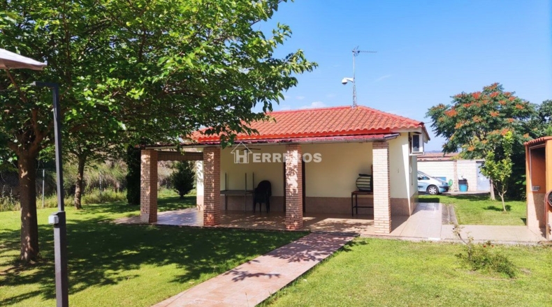 La Rioja - Albelda de Iregua - 3800m2