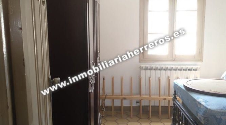 La Rioja - La Unión de los Tres Ejércitos - 170m2