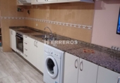 Chalet adosado con terreno en venta en Albelda de Iregua ref: TR191229 foto