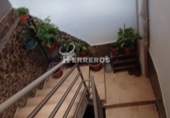 Chalet adosado con terreno en venta en Albelda de Iregua ref: TR191229 foto
