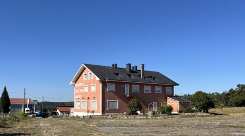 La Coruna - Os Carballás - 5547m2