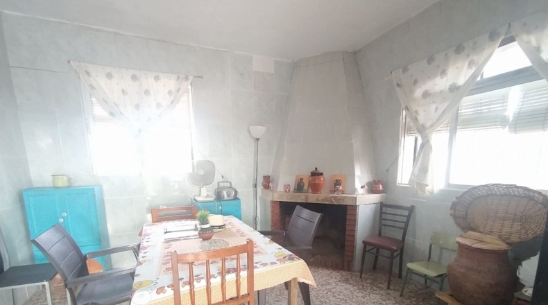 Badajoz - Valverde de Leganés - 22000m2